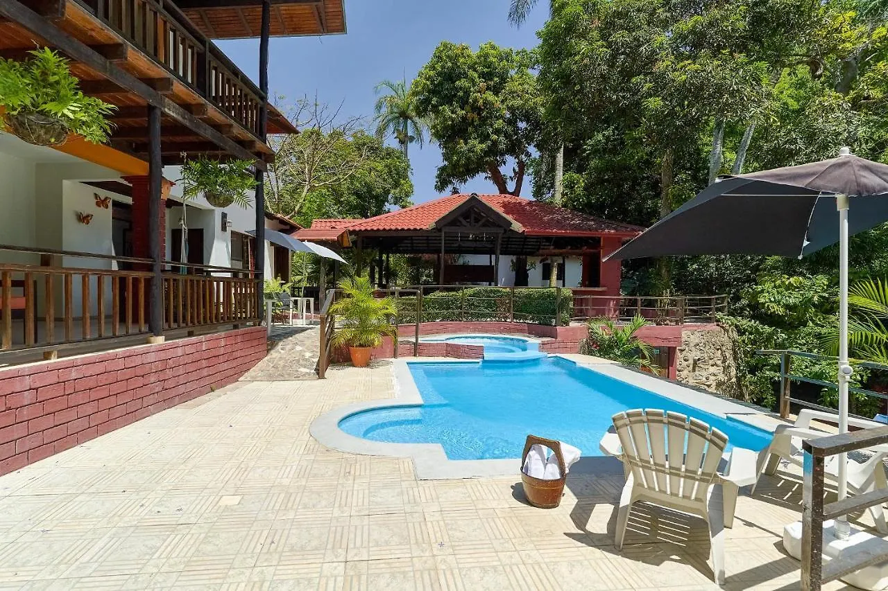 Villa Bayacanes en la carretera La Vega Jarabacoa República Dominicana