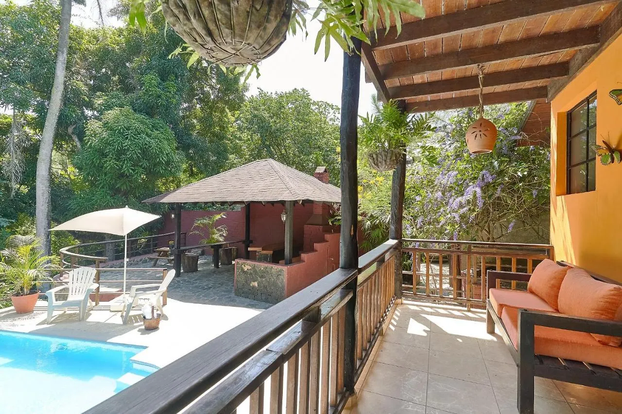 Villa Bayacanes en la carretera La Vega Jarabacoa
